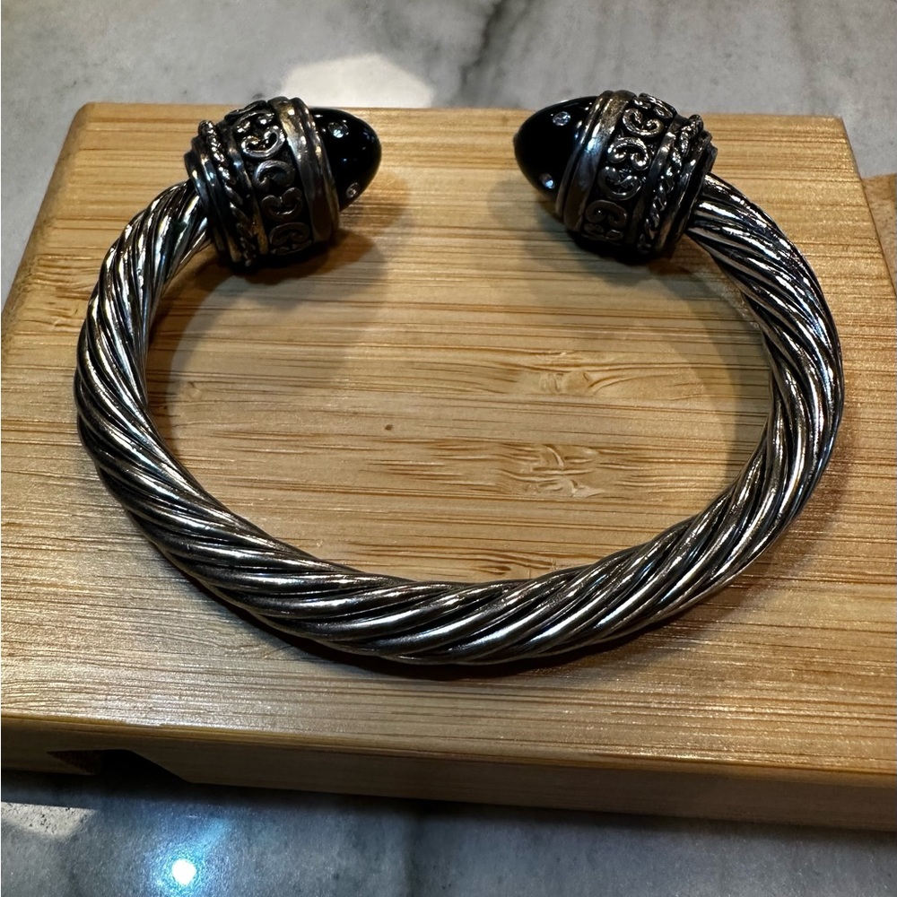 David Yurman style black rhinestone cuff - Picture 4 of 4